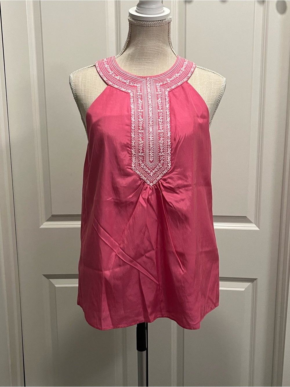 Tibi Silk Blend Sleeveless Embroidered Halter Tank Top Size 8 Pink Barbiecore
